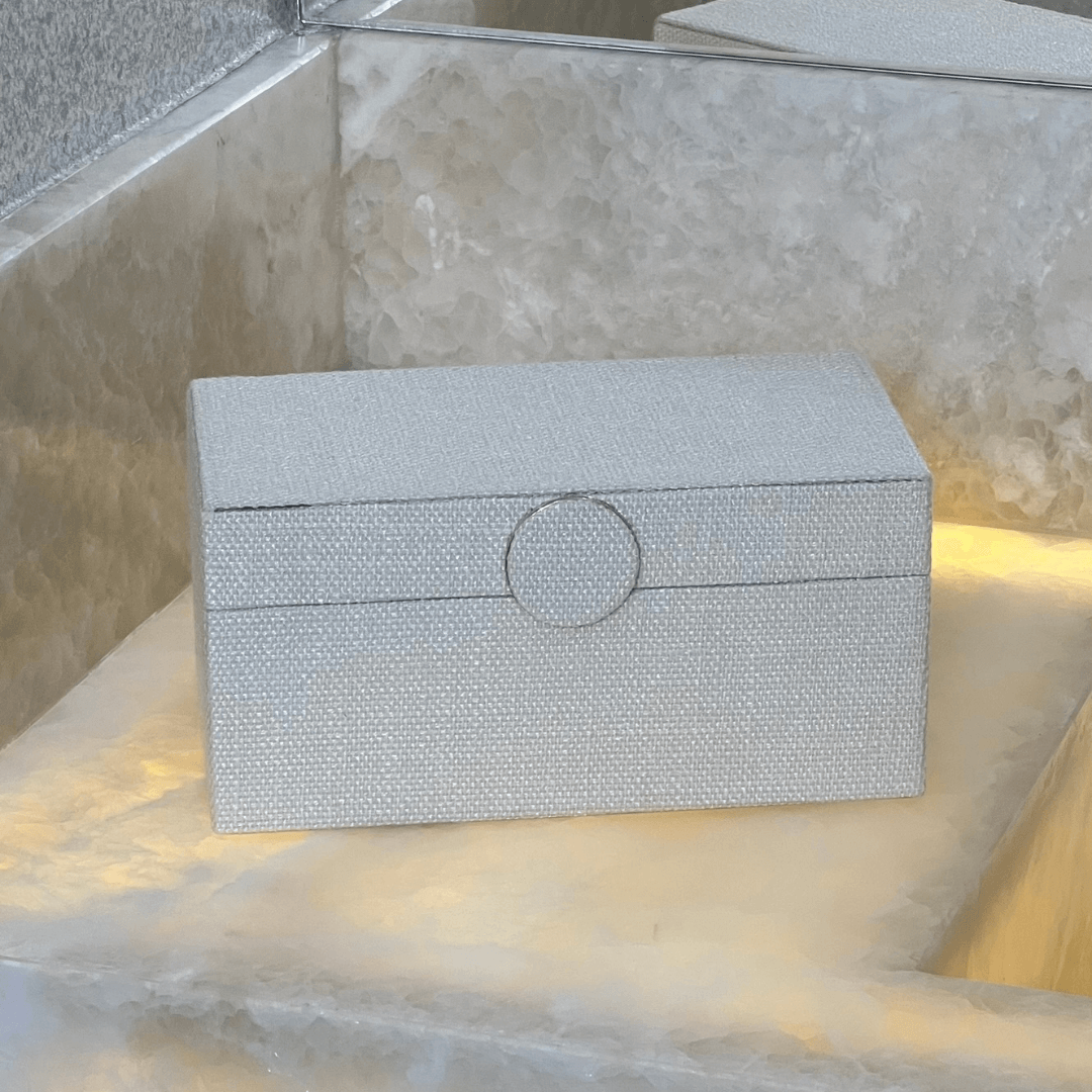 Caixa Decorativa em MDF e Linho off White 20,5cm