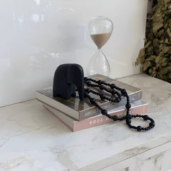 Colar Decorativo em Madeira Preto 90cm
