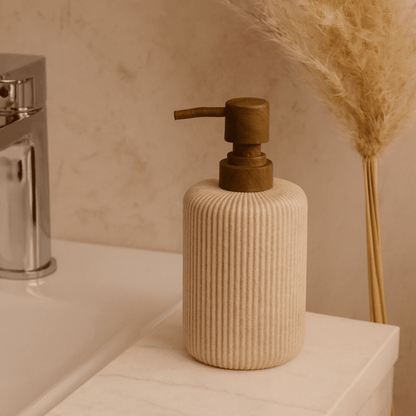 Dispenser Porta Sabonete Liquido em Poliresina Areia 19,5cm