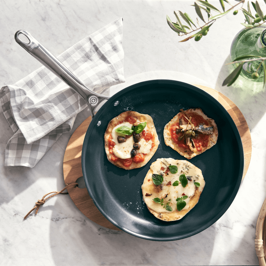 Frigideira Rasa Antiaderente TNS 28cm Le Creuset