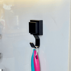 Gancho Multiuso com Ventosa Preto Fosco