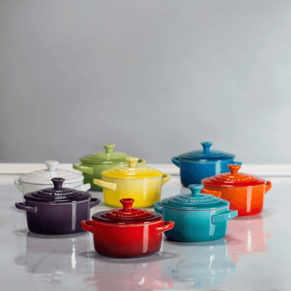 Mini Cocotte Caçarola Cerâmica Azul Marseille com Pegador Preto 14cm Le Creuset