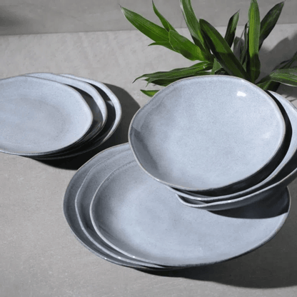 Prato Raso Orgânico Concreto Cinza 26,5cm