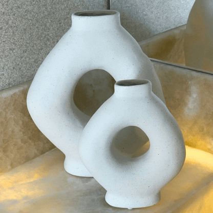 Vaso Decorativo em Cerâmica Vazado 28,5cm